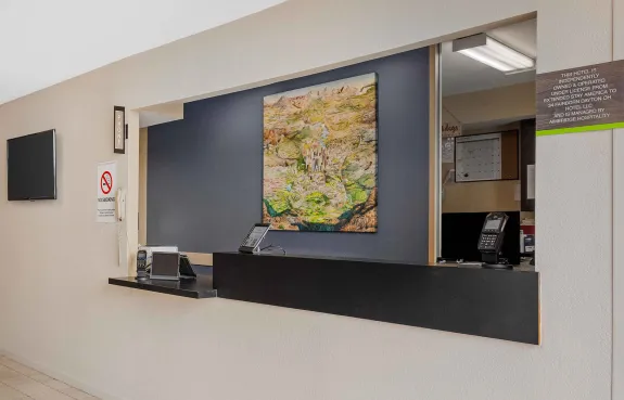 Lobby and Guest Check-in