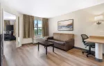 Executive Suite - 1 King Bed