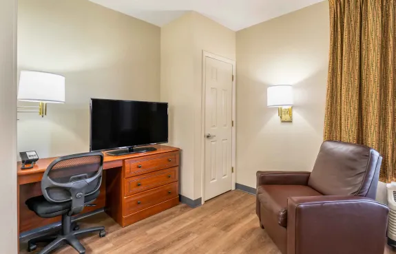 Studio Suite - 2 Queen Beds